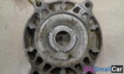 Опора переднего амортизатора от Porsche Cayenne 2002-2010